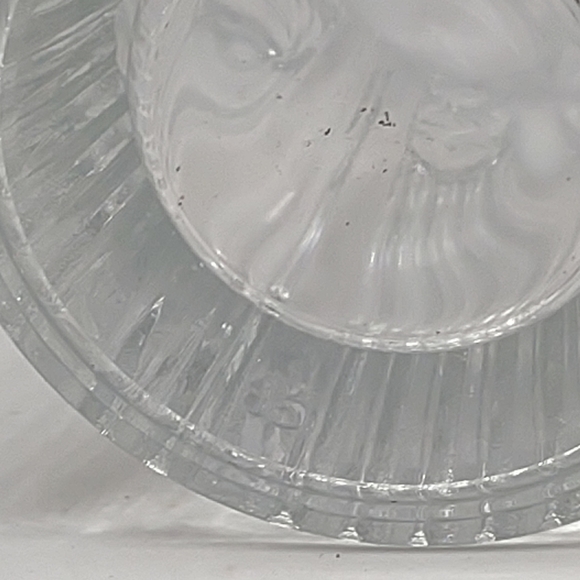 Italian 6" Clear Glass Vase Embossed Flower Design Home Decor Tabletop Bouquet - Picture 7 of 7